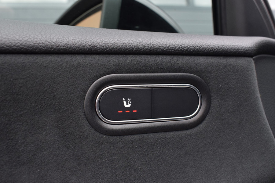 Mercedes-Benz A-Klasse 200 AMG Line Pano | Camera | Sfeer | LED