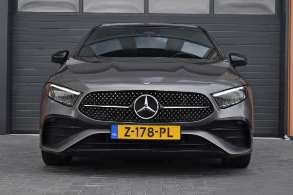 Mercedes-Benz A-Klasse 200 AMG Line Pano | Camera | Sfeer | LED
