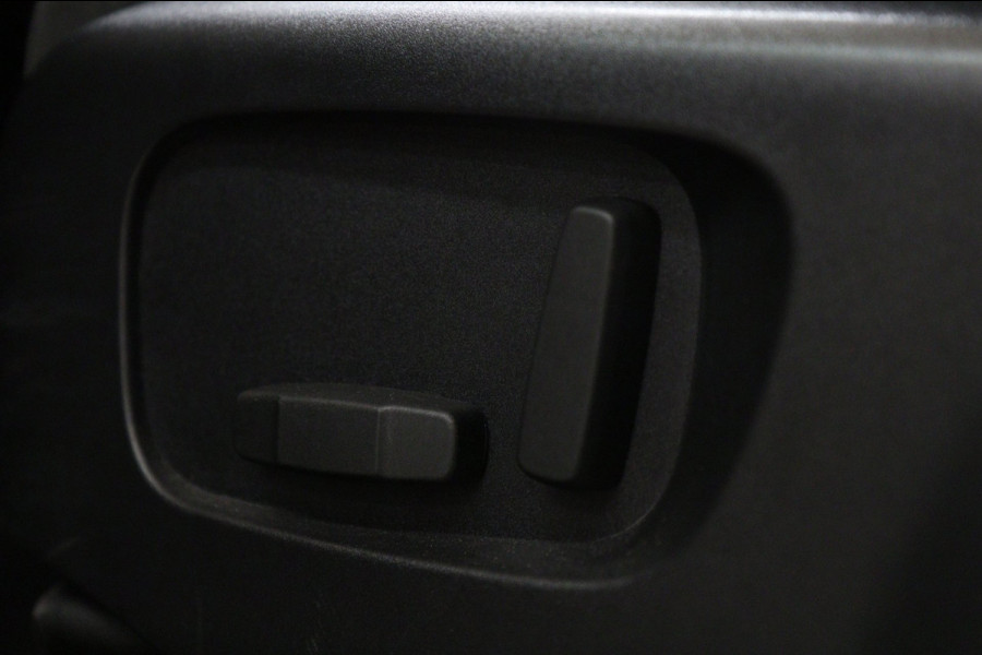 Land Rover Range Rover Evoque 2.0 P200 AWD R-Dynamic NAP CARPLAY/MERIDIAN/CAM/NAVI/STOELVER/VOL