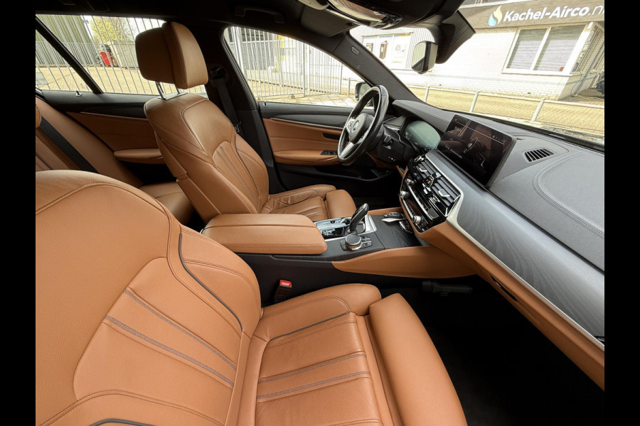 BMW 5 Serie Touring 530e Aut. M-Sport Plus | BMW Laser | Trekhaak | Camera |