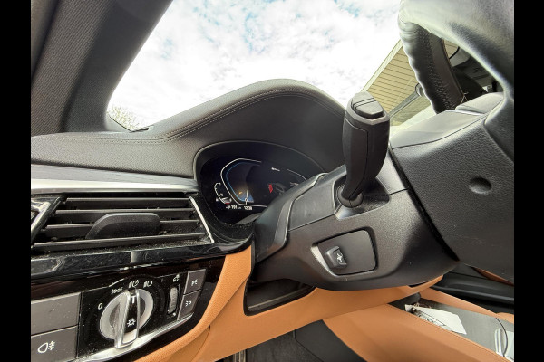 BMW 5 Serie Touring 530e Aut. M-Sport Plus | BMW Laser | Trekhaak | Camera |