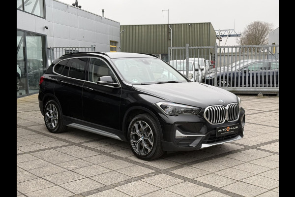 BMW X1 Aut. xDrive25e Executive Edition | SoH 85% | Trekhaak | Navi | Sfeer Verlichting |