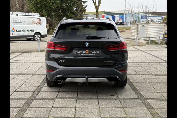 BMW X1 Aut. xDrive25e Executive Edition | SoH 85% | Trekhaak | Navi | Sfeer Verlichting |