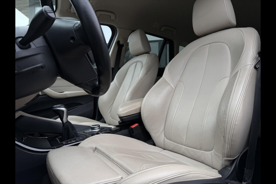 BMW X1 Aut. xDrive25e Executive Edition | SoH 85% | Trekhaak | Navi | Sfeer Verlichting |