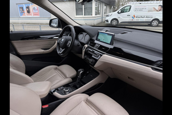 BMW X1 Aut. xDrive25e Executive Edition | SoH 85% | Trekhaak | Navi | Sfeer Verlichting |