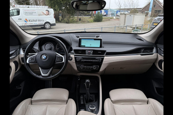 BMW X1 Aut. xDrive25e Executive Edition | SoH 85% | Trekhaak | Navi | Sfeer Verlichting |