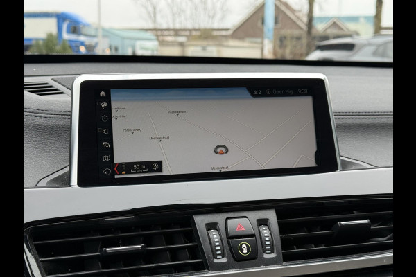 BMW X1 Aut. xDrive25e Executive Edition | SoH 85% | Trekhaak | Navi | Sfeer Verlichting |