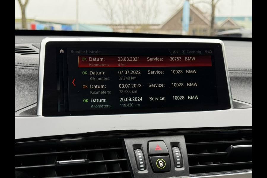 BMW X1 Aut. xDrive25e Executive Edition | SoH 85% | Trekhaak | Navi | Sfeer Verlichting |