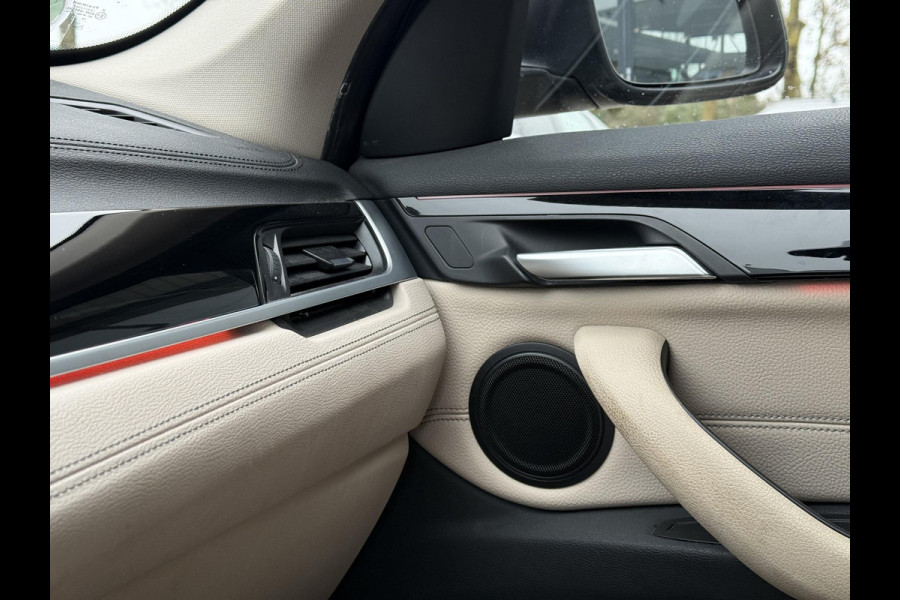 BMW X1 Aut. xDrive25e Executive Edition | SoH 85% | Trekhaak | Navi | Sfeer Verlichting |