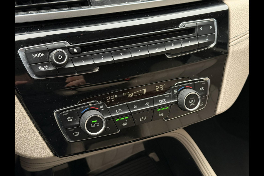 BMW X1 Aut. xDrive25e Executive Edition | SoH 85% | Trekhaak | Navi | Sfeer Verlichting |