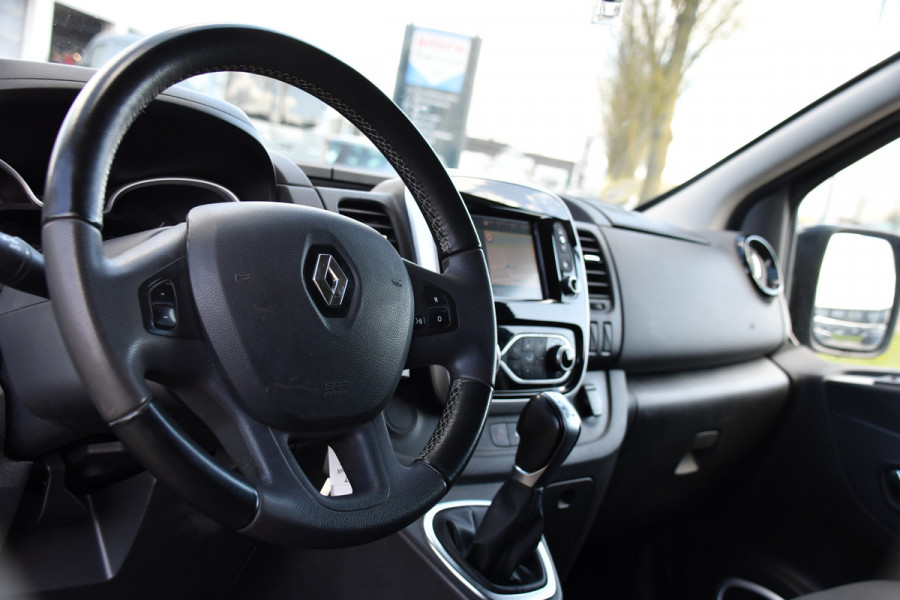 Renault Trafic 2.0 dCi 170 T29 L2H1 DC Luxe Black Edition Camera, Cruise, Carplay, 170pk, Automaat, LED, Multimedia, Clima, NAVI, Uniek!