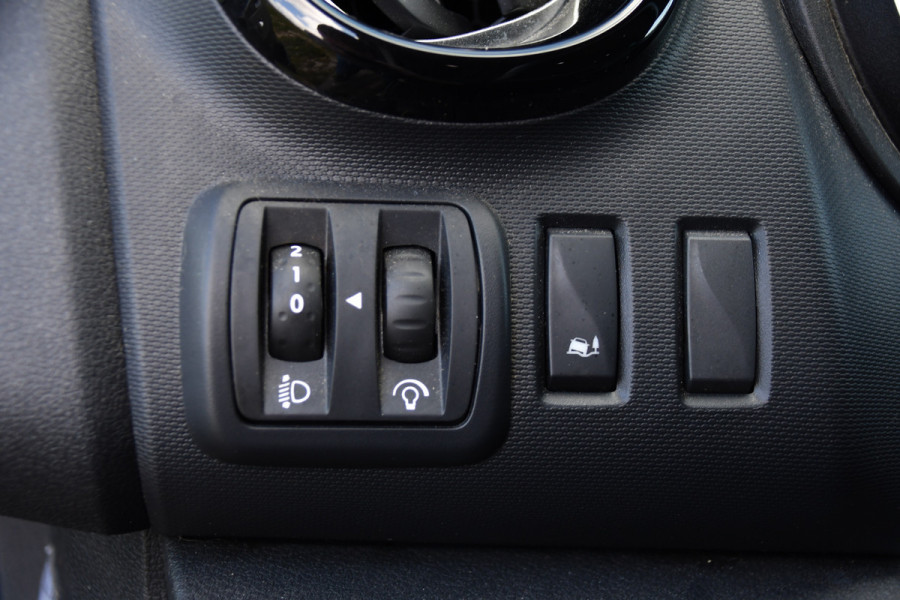 Renault Trafic 2.0 dCi 170 T29 L2H1 DC Luxe Black Edition Camera, Cruise, Carplay, 170pk, Automaat, LED, Multimedia, Clima, NAVI, Uniek!