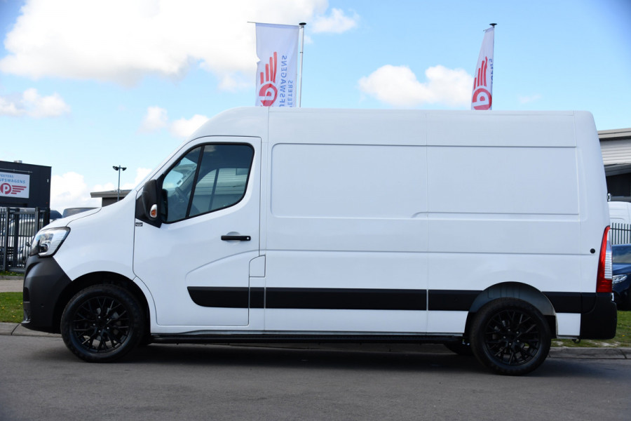 Renault Master T35 2.3 dCi 150 L2H2 PB Edition Camera, Cruise, Carplay, LED, Trekhaak, Automaat, 150pk, Sensoren, NAVI, Uniek!
