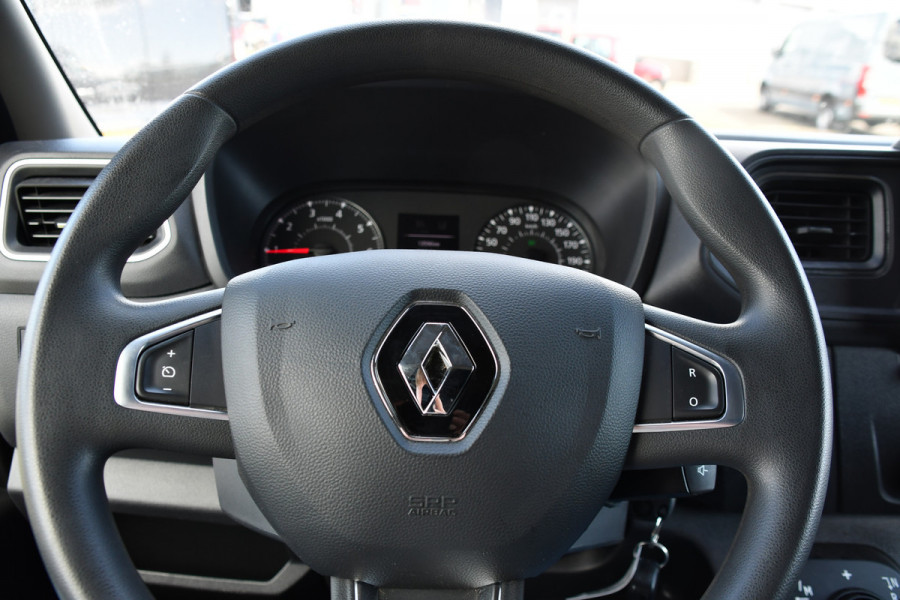 Renault Master T35 2.3 dCi 150 L2H2 PB Edition Camera, Cruise, Carplay, LED, Trekhaak, Automaat, 150pk, Sensoren, NAVI, Uniek!