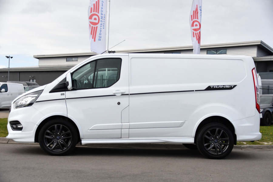 Ford Transit Custom 290 2.0 TDCI L1H1 Sport Camera, Cruise, LED, Leder, Stoelverwarming, 170pk, Automaat, Trekhaak, Voorruit verwarming, Uniek!