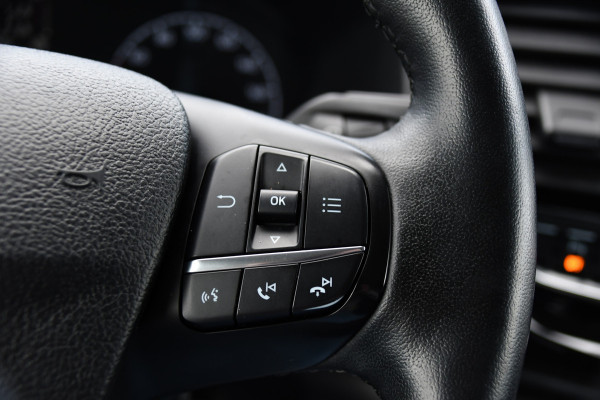 Ford Transit Custom 290 2.0 TDCI L1H1 Sport Camera, Cruise, LED, Leder, Stoelverwarming, 170pk, Automaat, Trekhaak, Voorruit verwarming, Uniek!