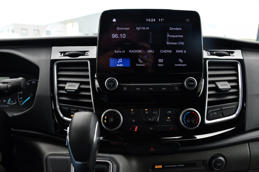 Ford Transit Custom 290 2.0 TDCI L1H1 Sport Camera, Cruise, LED, Leder, Stoelverwarming, 170pk, Automaat, Trekhaak, Voorruit verwarming, Uniek!