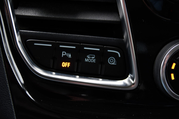 Ford Transit Custom 290 2.0 TDCI L1H1 Sport Camera, Cruise, LED, Leder, Stoelverwarming, 170pk, Automaat, Trekhaak, Voorruit verwarming, Uniek!