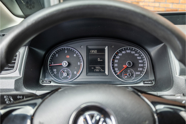 Volkswagen Caddy 2.0 TDI | CarPlay | Lederen bekleding | GTI Velgen | Airco | Elek ramen | NAP Logisch | Nieuwe APK | NL Auto | Euro 6 | BPM Vrij