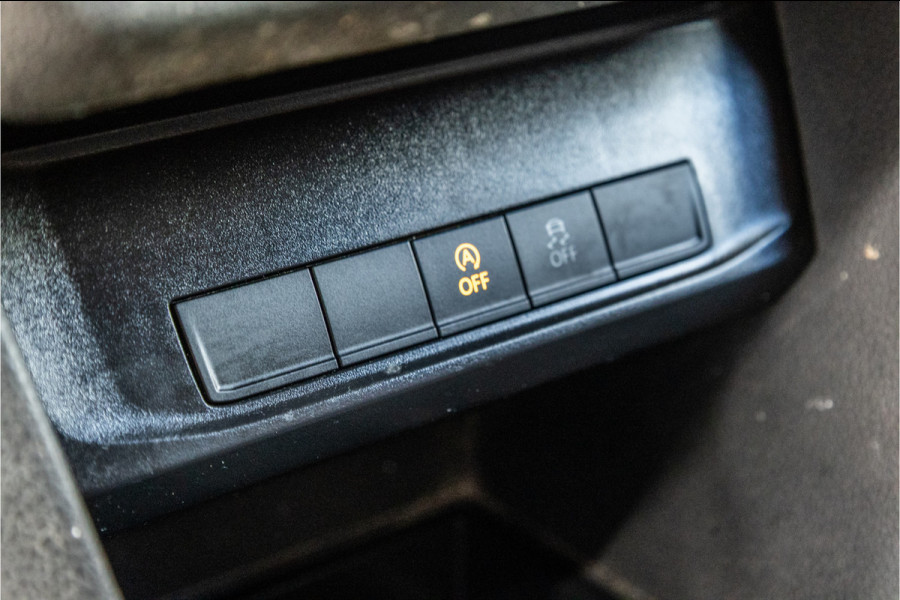 Volkswagen Caddy 2.0 TDI | CarPlay | Lederen bekleding | GTI Velgen | Airco | Elek ramen | NAP Logisch | Nieuwe APK | NL Auto | Euro 6 | BPM Vrij