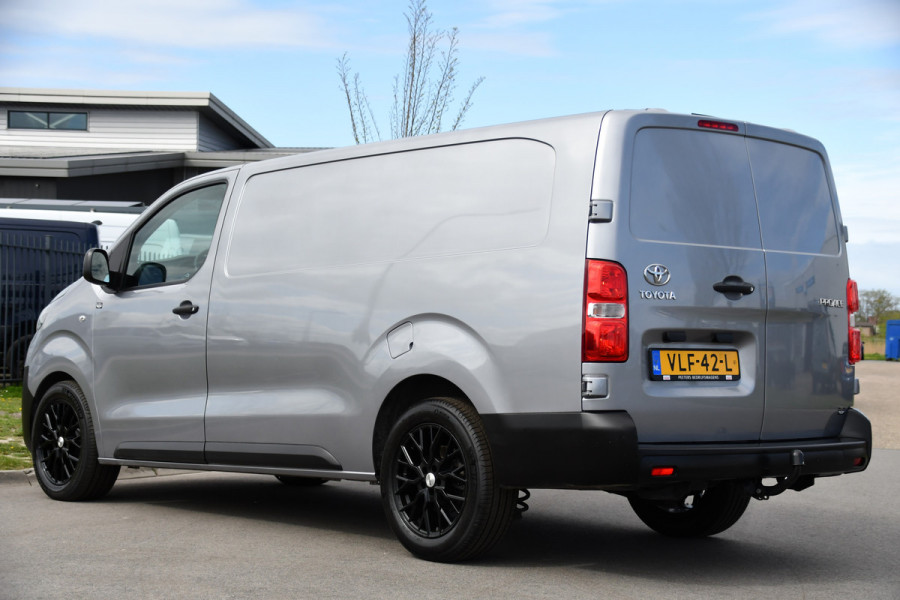 Toyota ProAce Worker 2.0 L3 D-4D PB Edition Cruise, Sensoren, Carplay, Trekhaak, 122pk, Airco, Multimedia, Leder, Uniek!