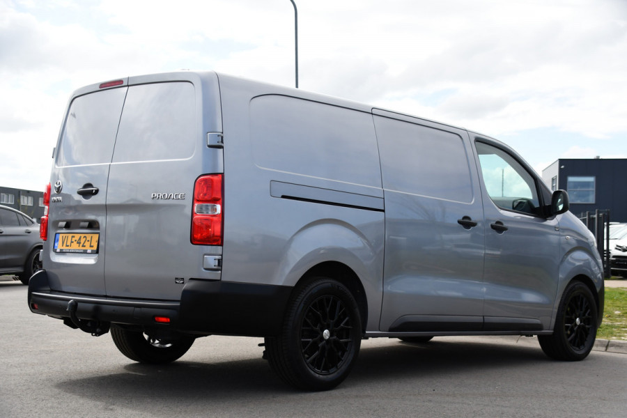 Toyota ProAce Worker 2.0 L3 D-4D PB Edition Cruise, Sensoren, Carplay, Trekhaak, 122pk, Airco, Multimedia, Leder, Uniek!