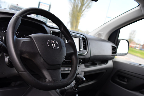 Toyota ProAce Worker 2.0 L3 D-4D PB Edition Cruise, Sensoren, Carplay, Trekhaak, 122pk, Airco, Multimedia, Leder, Uniek!