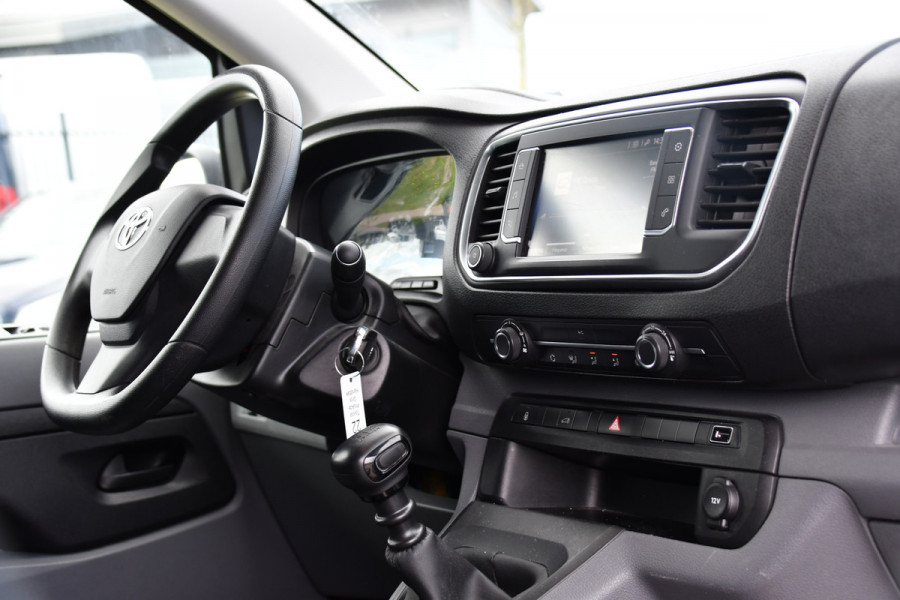 Toyota ProAce Worker 2.0 L3 D-4D PB Edition Cruise, Sensoren, Carplay, Trekhaak, 122pk, Airco, Multimedia, Leder, Uniek!