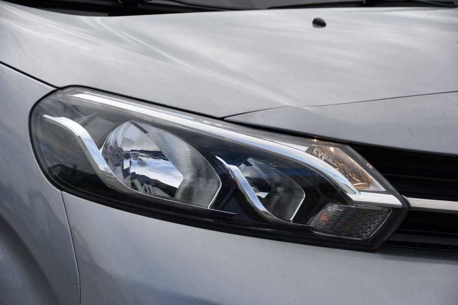 Toyota ProAce Worker 2.0 L3 D-4D PB Edition Cruise, Sensoren, Carplay, Trekhaak, 122pk, Airco, Multimedia, Leder, Uniek!