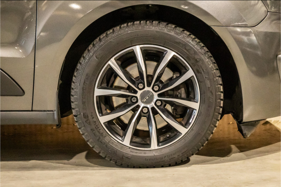 Ford Transit Connect 1.0 Ecoboost | Marge | BTW & BPM Vrij | 3-Zitter | CarPlay | Camera | Navigatie | Trekhaak | Sport velgen | Stoelverwarming | Nieuwe APK | NL Auto