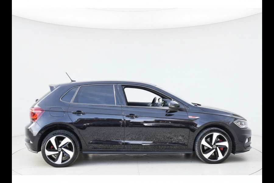 Volkswagen Polo 2.0 TSI GTI TSI 210PK DSG GTI-SPORT IQ-LIGHT/PDC/CARPLAY  ***