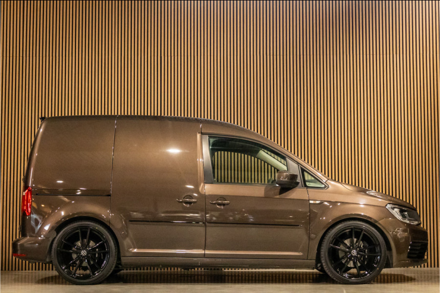 Volkswagen Caddy 2.0 TDI 185 PK | Bi-Xenon | CarPlay | Cruise control | Schroefset | Airco | NAP Logisch | NL Auto | Nieuwe APK | Euro 6 | BPM Vrij