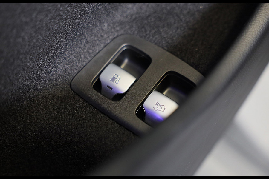 Mercedes-Benz E-Klasse Estate 300 e AMG 53 Look / HYPERSCREEN / Massage / Burmester 4D / Head Up / 360 Camera / Acc / Open Panoram