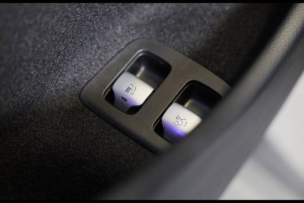 Mercedes-Benz E-Klasse Estate 300 e AMG 53 Look / HYPERSCREEN / Massage / Burmester 4D / Head Up / 360 Camera / Acc / Open Panoram