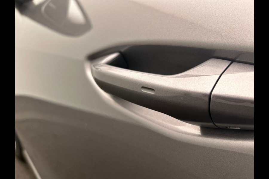 Audi Q4 Sportback e-tron 40 S edition 77 kWh 2x S-Line | SOH 94,29% | Adaptieve Cruise | Panoramadak |Trekhaak | Carplay