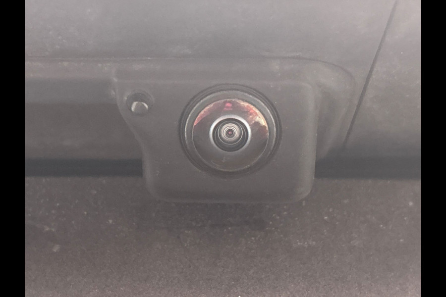 Audi Q4 Sportback e-tron 40 S edition 77 kWh 2x S-Line | SOH 94,29% | Adaptieve Cruise | Panoramadak |Trekhaak | Carplay