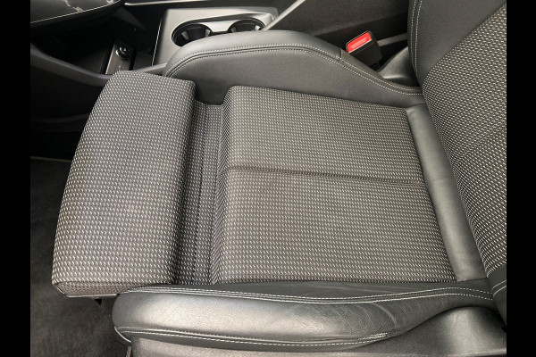 Audi Q4 Sportback e-tron 40 S edition 77 kWh 2x S-Line | SOH 94,29% | Adaptieve Cruise | Panoramadak |Trekhaak | Carplay