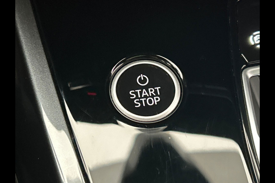 Audi Q4 Sportback e-tron 40 S edition 77 kWh 2x S-Line | SOH 94,29% | Adaptieve Cruise | Panoramadak |Trekhaak | Carplay