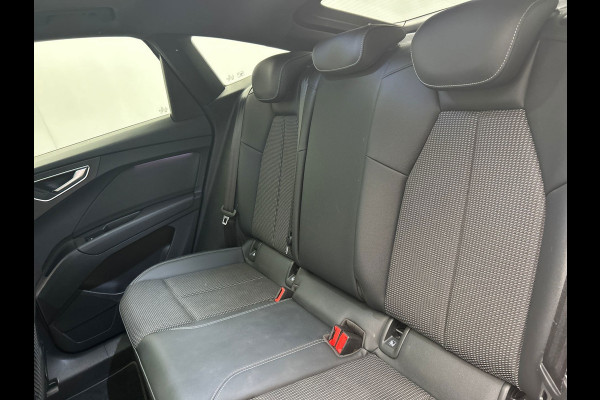 Audi Q4 Sportback e-tron 40 S edition 77 kWh 2x S-Line | SOH 94,29% | Adaptieve Cruise | Panoramadak |Trekhaak | Carplay