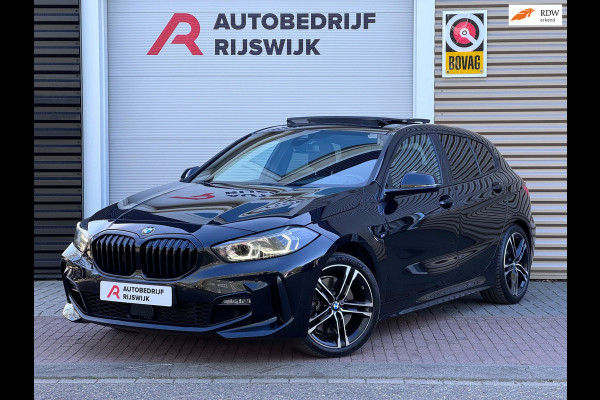 BMW 1-serie 120i Executive Pano/Led/Sfeer/AppleCar