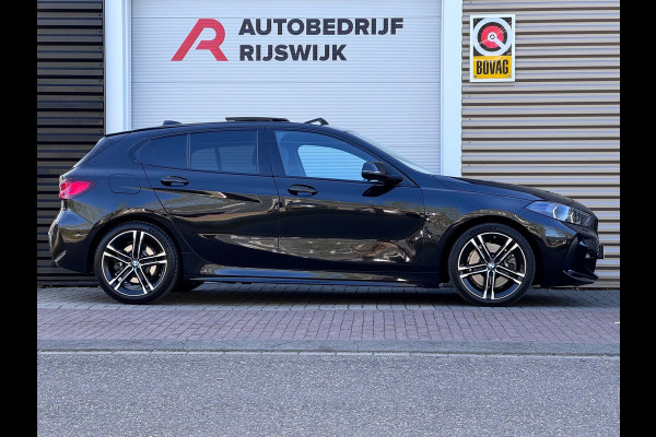 BMW 1-serie 120i Executive Pano/Led/Sfeer/AppleCar