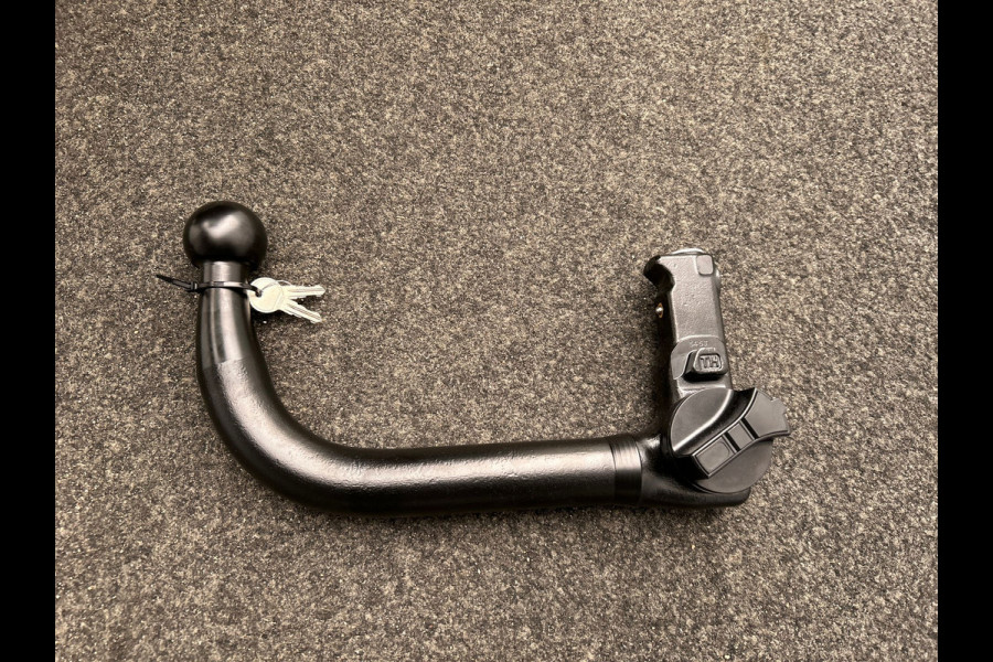 Kia Ev6 Air 58 kWh | Origineel NL | 1e Eigenaar | Trekhaak |Stoel/Stuur Verwarming | Adaptieve Cruise/Control | Camera | Carplay |