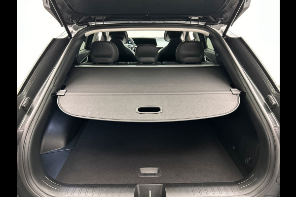 Kia Ev6 Air 58 kWh | Origineel NL | 1e Eigenaar | Trekhaak |Stoel/Stuur Verwarming | Adaptieve Cruise/Control | Camera | Carplay |