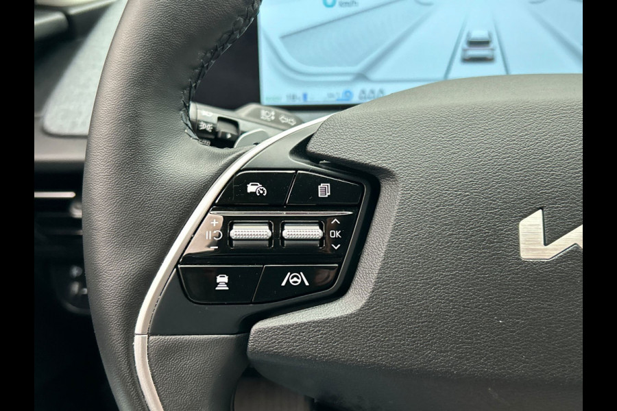 Kia Ev6 Air 58 kWh | Origineel NL | 1e Eigenaar | Trekhaak |Stoel/Stuur Verwarming | Adaptieve Cruise/Control | Camera | Carplay |