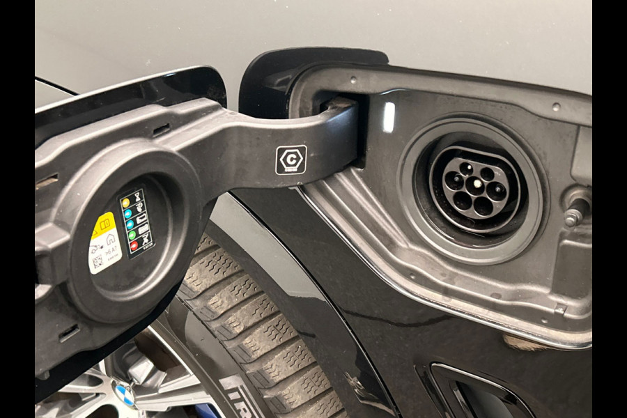 BMW X5 XDrive45e Executive | M Pakket | Panoramadak | Comfort Stoelen | Carplay | Head-Up |Harman/Kardon |Adaptieve Cruise |