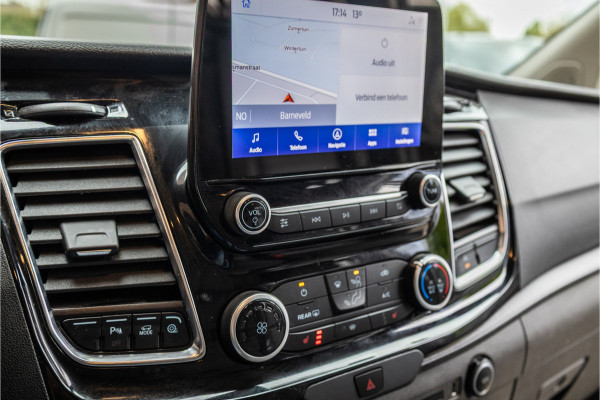 Ford Transit Custom 300 2.0 TDCI 170 PK L2H1 Limited DC | Dubbel cabine | Lederen bekleding | 6-Zitter | Elek stoelen | Navigatie | CarPlay | Camera | DAB | Dodehoekdetectie | Nieuwe APK | Dealer onderhouden | Euro 6 | BPM Vrij