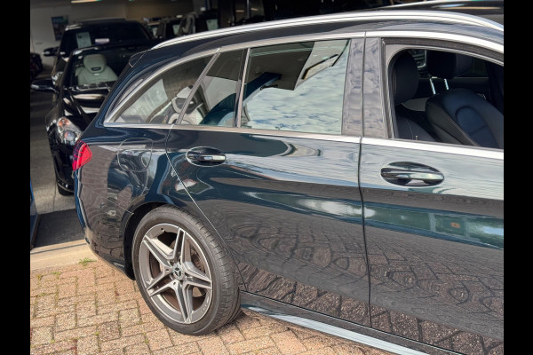 Mercedes-Benz C-Klasse Estate 180 AMG 2018 AUT NAVI Trek NAP