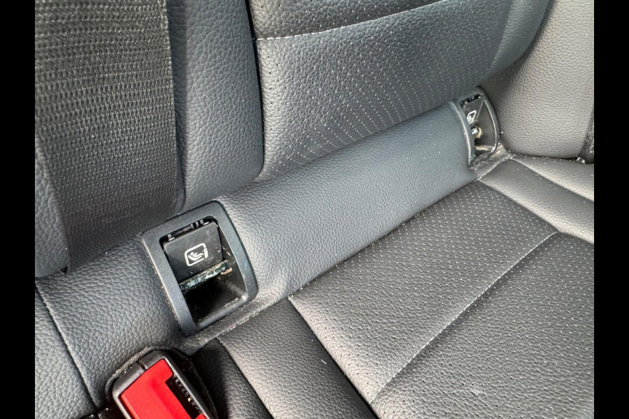 Mercedes-Benz C-Klasse Estate 180 AMG 2018 AUT NAVI Trek NAP