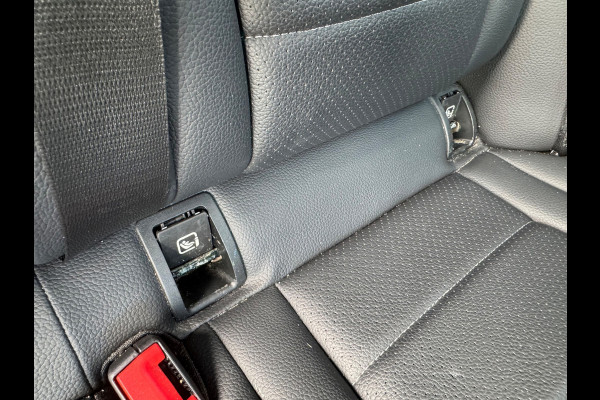 Mercedes-Benz C-Klasse Estate 180 AMG 2018 AUT NAVI Trek NAP