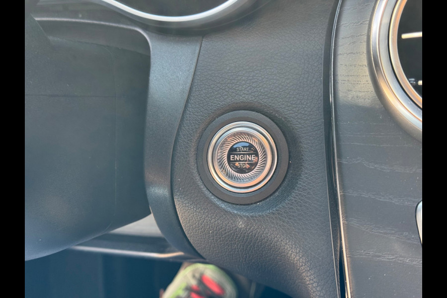 Mercedes-Benz C-Klasse Estate 180 AMG 2018 AUT NAVI Trek NAP